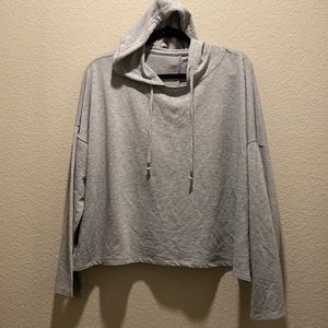 GRAY THIN CROPPED HOODIE